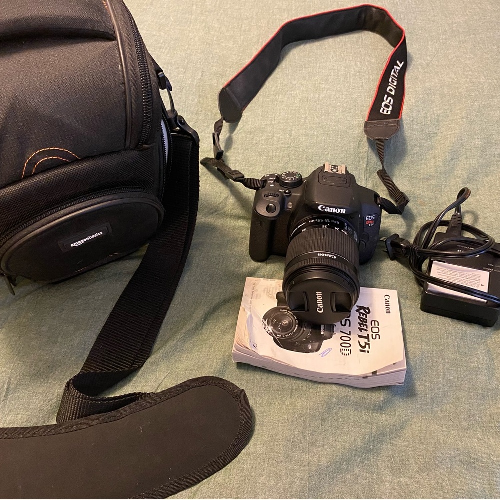 Canon EOS Rebel T5i Camera and case